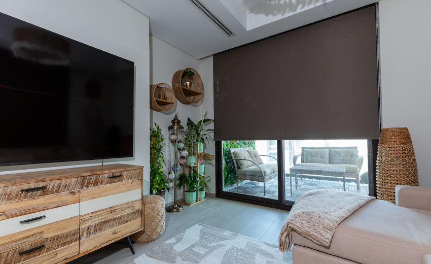 Blackout blinds